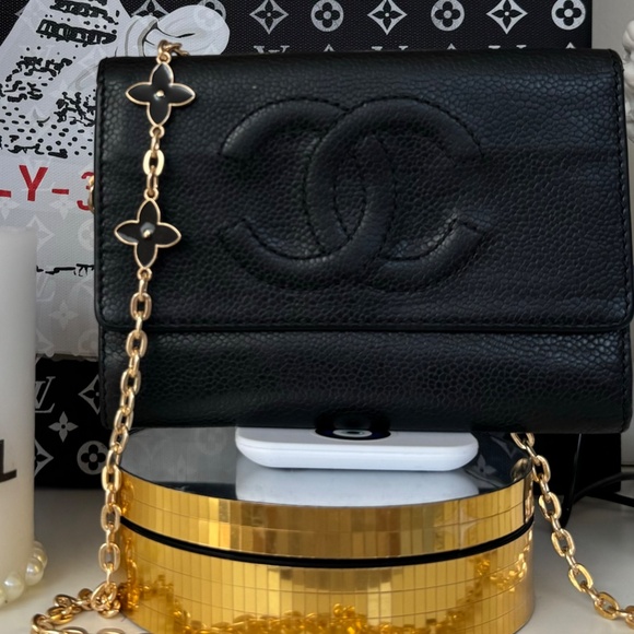 Chanel black CC wallet - Picture 3 of 12